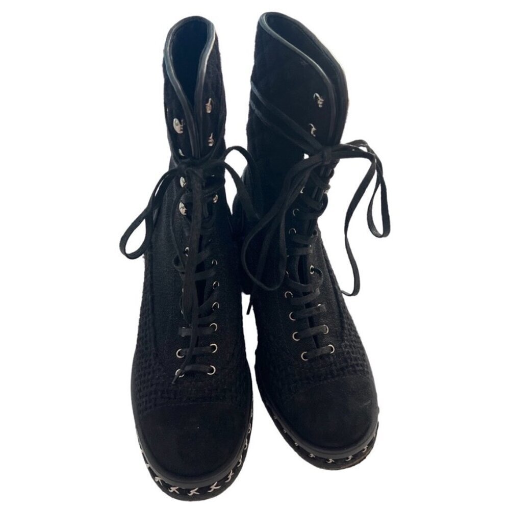 Chanel black tweed and suede combat boots size 38 - Picture 4 of 11
